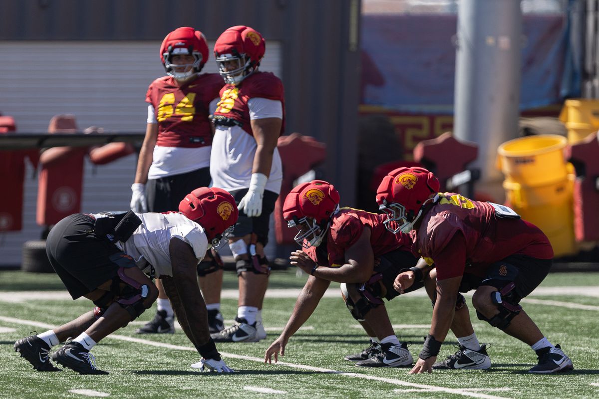 USC linemen participate in drills during practice at Howard Jones Field, Wednesday, Aug. 19, 2026, in Los Angeles.