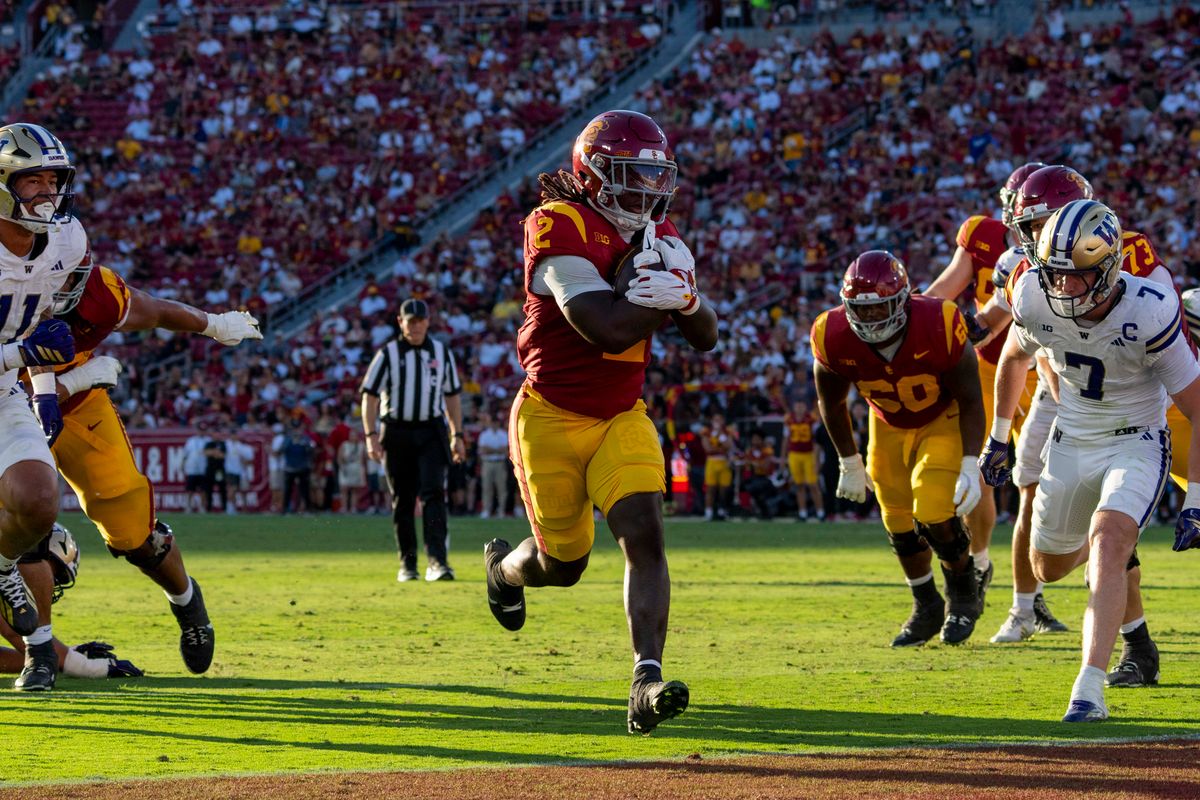 Waymond Jordan #2 of the USC Trojans runs in for the touchdown during a NCAA football game against the UW Huskies, Saturday October 3rd, 2026 in Los Angeles, California. Waymond Jordan #2 of the USC Trojans runs in for the touchdown during a NCAA football game against the UW Huskies, Saturday October 3rd, 2026 in Los Angeles, California.