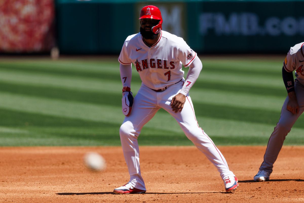 Jo Adell #7 of the Los Angeles Angels watches a pitch during the game against the Atlanta Braves at Angel Stadium of Anaheim on April 8, 2026 in Anaheim, California.