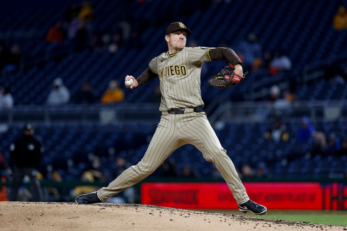 Nick Pivetta #27 throws a pitch against the Pirates at PNC Park on April 7, 2025 in Pittsburgh.