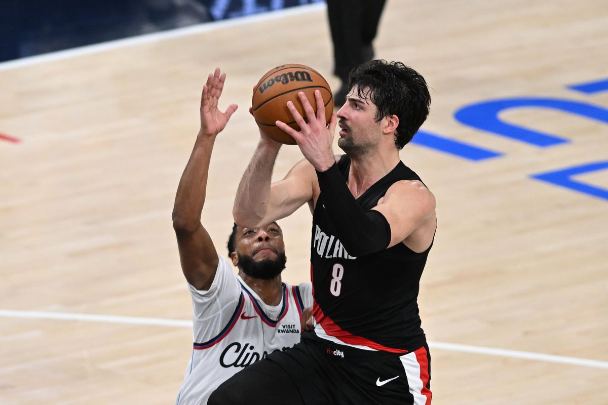 Portland Trailblazers forward Deni Avdija (8) makes a move to the basket during a game between the Los Angeles Clippers and the Portland Trailblazers on Tuesday, March 31, 2026 at Intuit Dome in Inglewood Calif