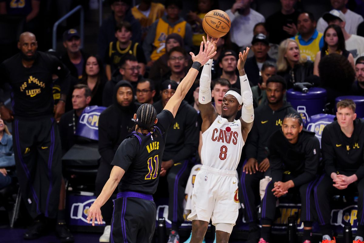 Dennis Schroder #8 of the Cleveland Cavaliers shoots the ball over Jaxson Hayes #11 of the Los Angeles Lakers during an NBA basketball game, Tuesday March 31, 2026 in Los Angeles, Calif.