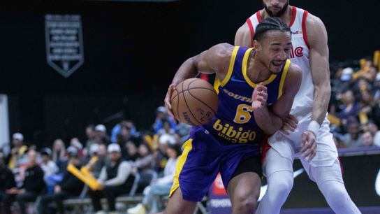 Lakers waive Kobe Bufkin, open up playoff roster spot taken in Los Angeles (Los Angeles Lakers). Photo by Jack Haslett -- The Sporting Tribune