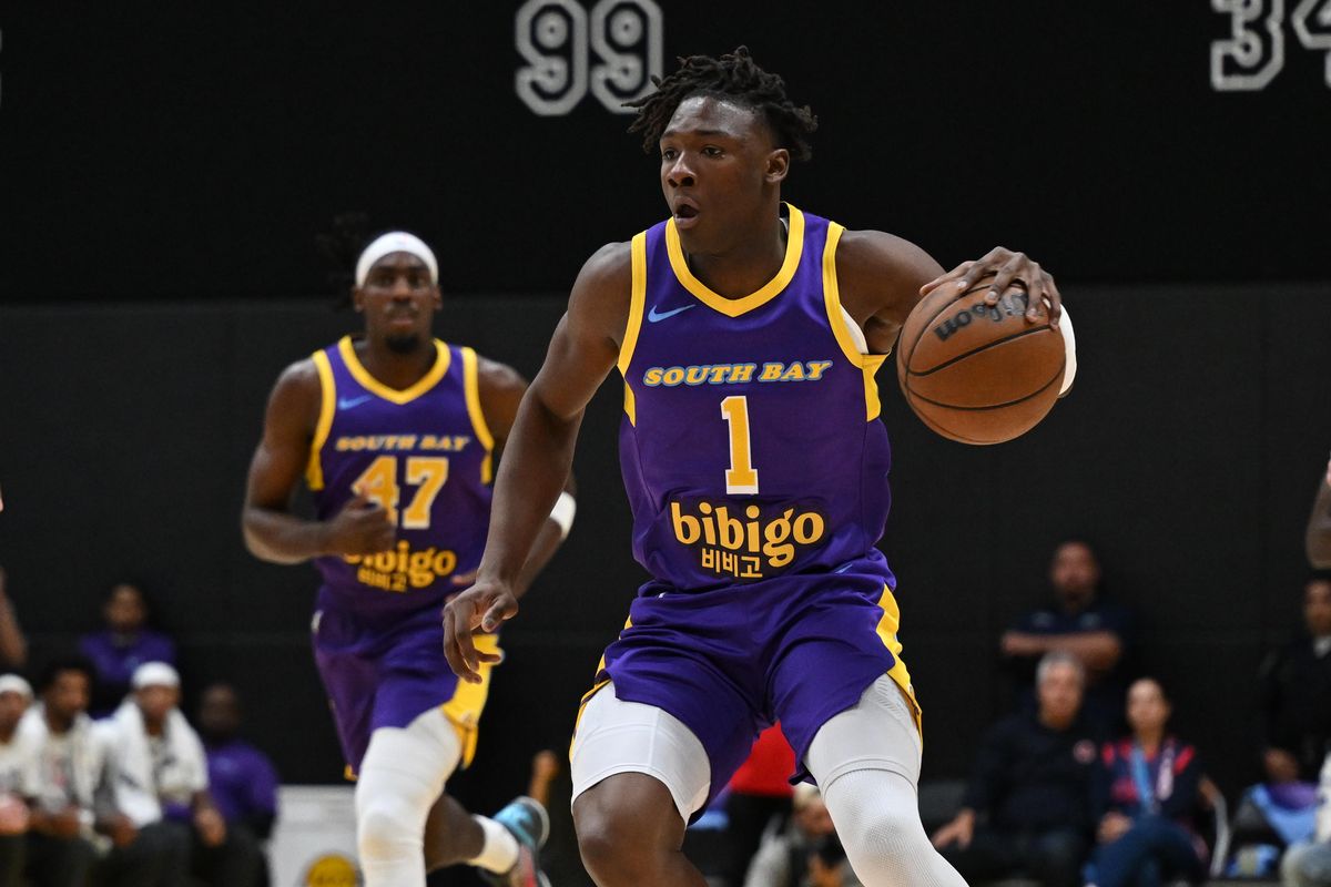 South Bay Lakers forward Adou Thiero (1) dribbles the ball downcourt during an NBA G-League playoff game between the San Diego Clippers and the South Bay Lakers Wednesday, April 1, 2026 at UCLA Health Training Center in El Segundo, Calif.