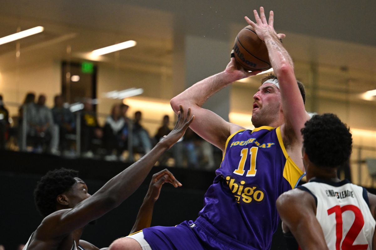 South Bay Lakers forward Drew Timme (11) takes a jump shot during an NBA G-League playoff game between the San Diego Clippers and the South Bay Lakers Wednesday, April 1, 2026 at UCLA Health Training Center in El Segundo, Calif.
