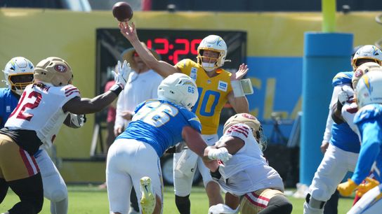 Aug 18, 2026; El Segundo, CA, USA; Los Angeles Chargers quarterback Justin Herbert (10) throws the ball against the San Francisco 49ers during joint practice at The Bolt. Aug 18, 2026; El Segundo, CA, USA; Los Angeles Chargers quarterback Justin Herbert (10) throws the ball against the San Francisco 49ers during joint practice at The Bolt.