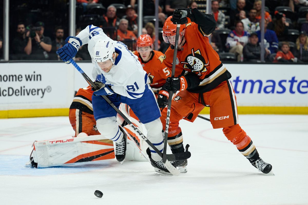 The Anaheim Ducks defender Ian Moore (3) defends the goal during an NHL game against The Toronto Maple Leafs, March 30th, 2026 in Anaheim, California.