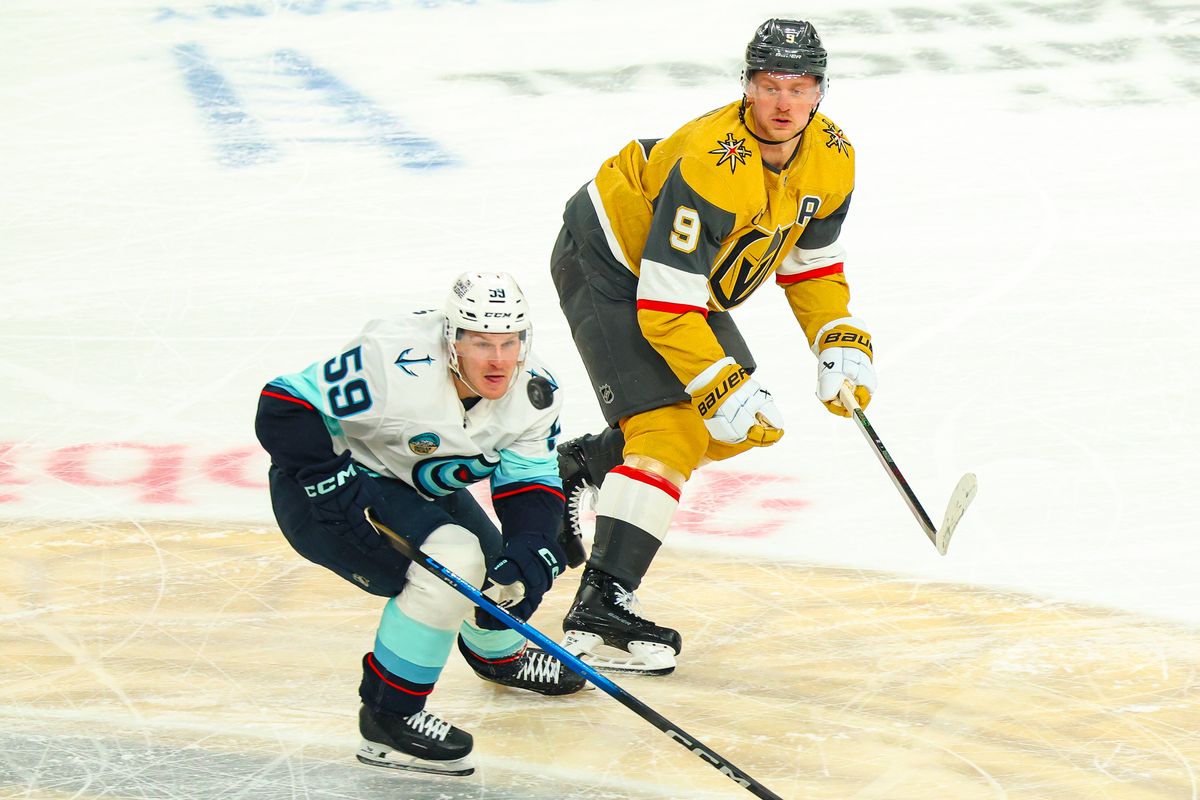 Seattle Kraken F Ben Meyers (59) watches the puck during an NHL game against the Vegas Golden Knights on Wednesday, April 15, 2026, in Las Vegas, Nevada. 