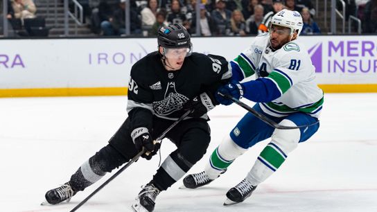 Kings shutout Canucks, snap four-game losing streak taken at Rogers Arena (Los Angeles Kings)