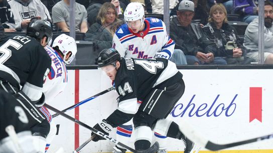 Kings practice notebook: blue line adjustments ahead of key games taken El Segundo (Los Angeles Kings). Photo by JON BRYAN - The Sporting Tribune 