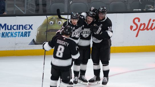 Kopitar steps up in 1,500th game as Kings beat Islanders taken at Crypto.com Arena (Los Angeles Kings)