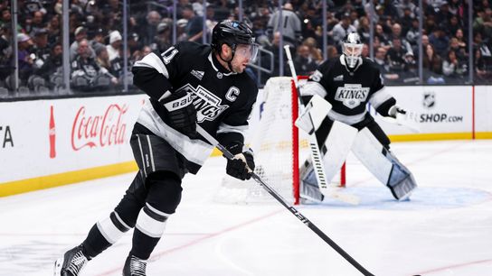 Kopitar determined to make playoffs as Kings set bad record in chaotic loss (Los Angeles Kings). Photo by Jordan Teller - The Sporting Tribune