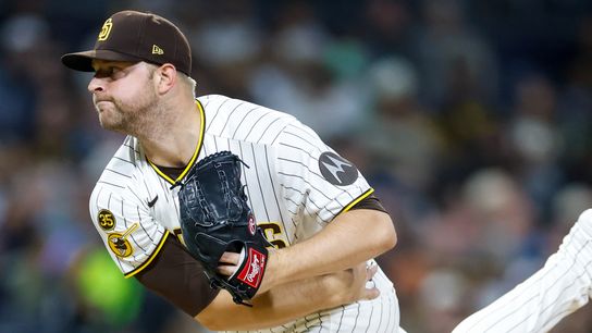 Apr 14, 2026; San Diego, California, USA; San Diego Padres starting pitcher Michael King (34) throws a pitch during the sixth inning against the Seattle Mariners at Petco Park. Mandatory Credit: David Frerker-Imagn Images Apr 14, 2026; San Diego, California, USA; San Diego Padres starting pitcher Michael King (34) throws a pitch during the sixth inning against the Seattle Mariners at Petco Park. Mandatory Credit: David Frerker-Imagn Images