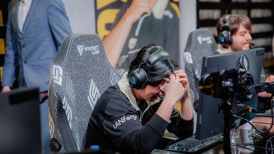 Winless and Out: Dignitas reflects on a difficult LCS Split 2 taken at Riot Games Arena (Esports)
