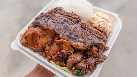 Ono Hawaiian BBQ partners with LAFC, launches “Scores First” promotion for fans taken in Los Angeles