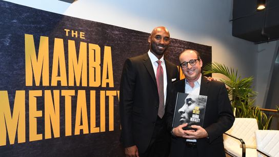 TST Interview: Andy Bernstein leaves NBA photo post, focuses on podcasting  (Los Angeles Lakers)