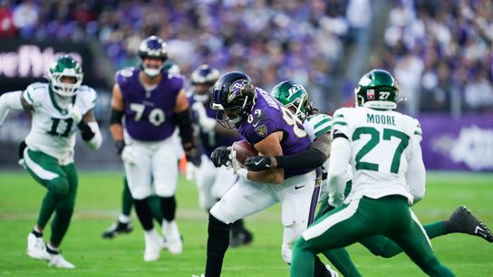 Nov 23, 2025; Baltimore, Maryland, USA; Baltimore Ravens tight end Mark Andrews (89) rushes during the fourth quarter against the New York Jets at M&T Bank Stadium.