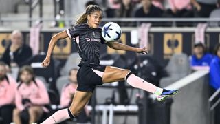 Angel City FC completes comeback win, stays in undefeated territory taken at BMO Stadium (Angel City FC). Photo by Kelvin Kuo-Imagn Images