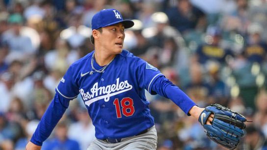 Dodgers take series behind Yoshinobu Yamamoto's strong outing taken at American Family Field. Photo by Benny Sieu-Imagn Images
