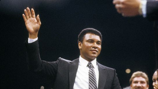 House passes Muhammad Ali American Boxing Revival Act taken in Los Angeles (Boxing)