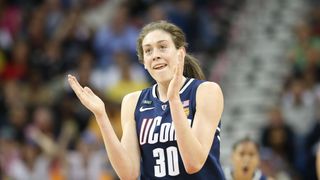Wooden Award Flashback: Breanna Stewart born for the big stage taken in Los Angeles (Wooden Award). Photo by Crystal LoGiudice-Imagn Images