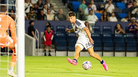 Los Angeles Galaxy defender Harbor Miller (26) passes the ball during an MLS game, against the San Jose Earthquakes on Wednesday August 19th, 2026 in Carson, Calif Los Angeles Galaxy defender Harbor Miller (26) passes the ball during an MLS game, against the San Jose Earthquakes on Wednesday August 19th, 2026 in Carson, Calif