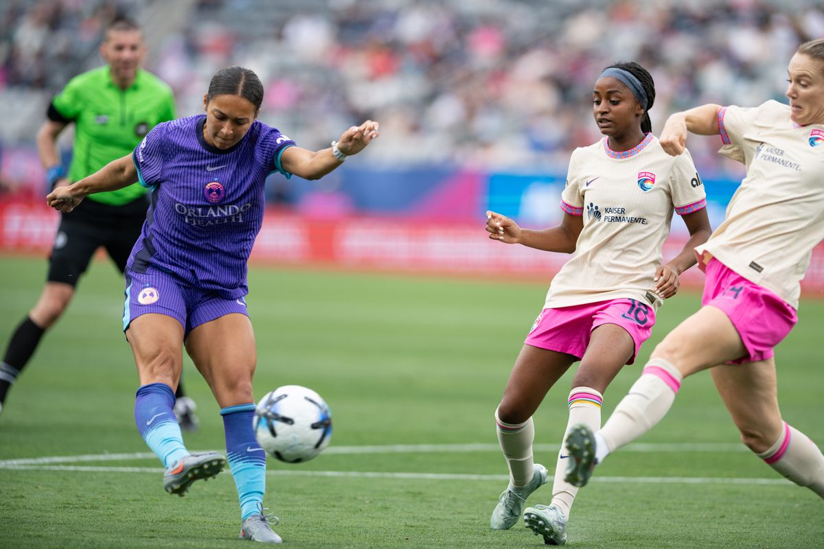 Orlando Pride SC forward Seven Castain (30) attempts a shot at goal during an NWSL match between Orlando Pride SC and San Diego Wave FC on Sunday, May 24, 2026 at Snapdragon Stadium in San Diego Calif. Orlando Pride SC forward Seven Castain (30) attempts a shot at goal during an NWSL match between Orlando Pride SC and San Diego Wave FC on Sunday, May 24, 2026 at Snapdragon Stadium in San Diego Calif.